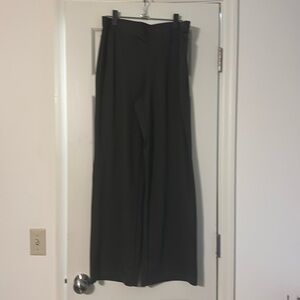 Danskin Army green yoga pants. Size Large.